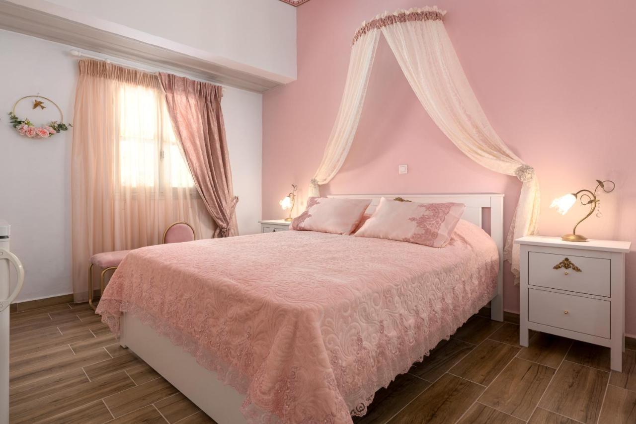 Marika'S Deluxe Rooms Sými Esterno foto