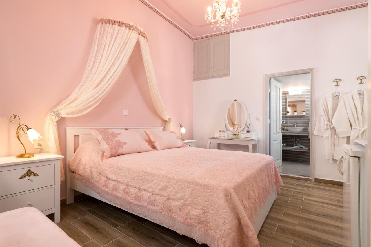 Marika'S Deluxe Rooms Sými Esterno foto