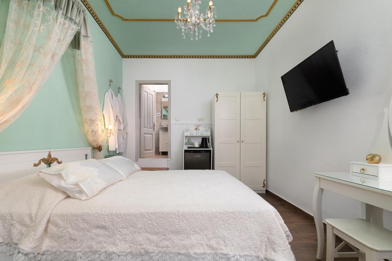 Marika'S Deluxe Rooms Sými Esterno foto